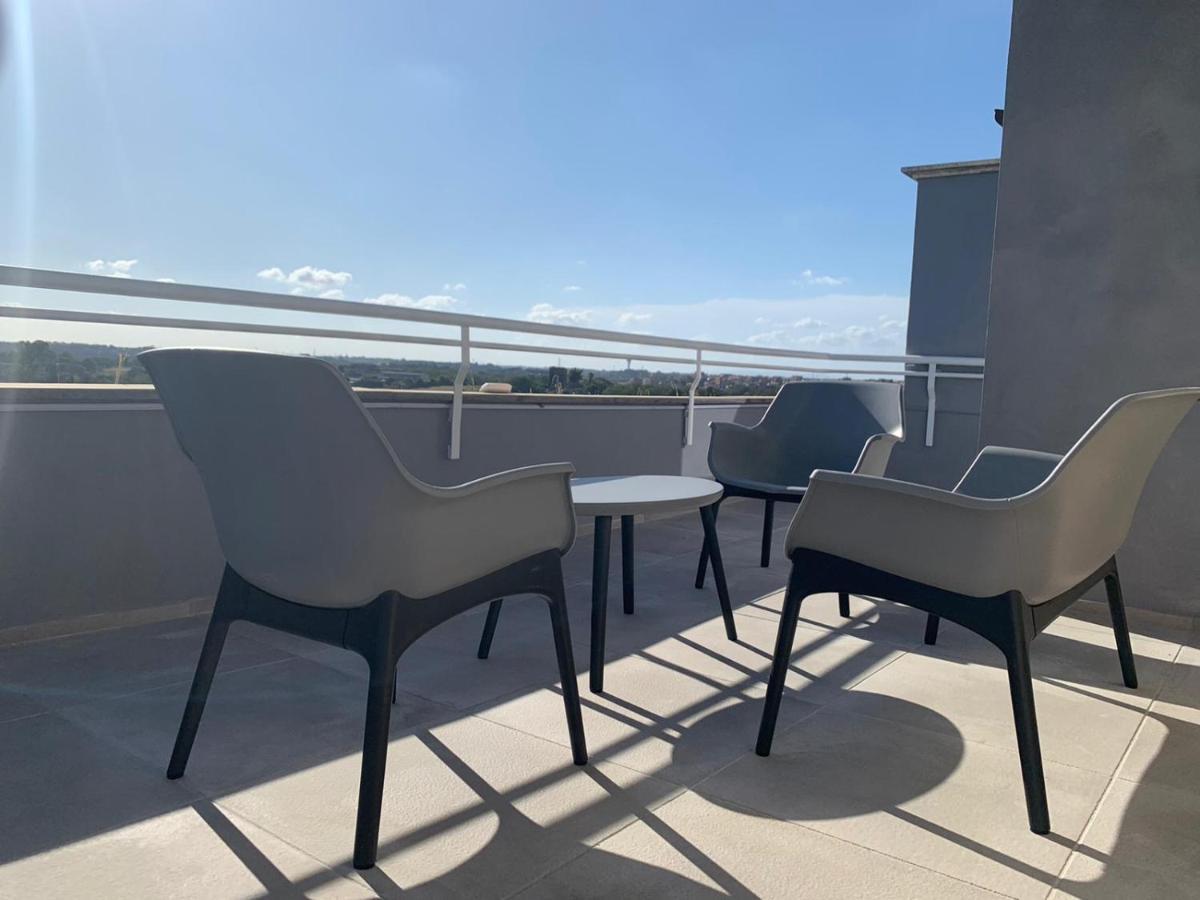 Penthouse Aureliana Attico Con Piscina A Roma Apartment Ngoại thất bức ảnh