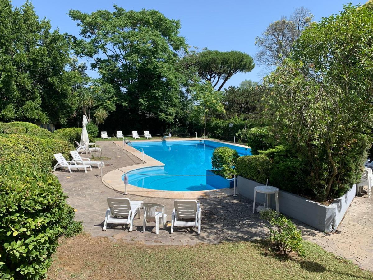 Penthouse Aureliana Attico Con Piscina A Roma Apartment Ngoại thất bức ảnh